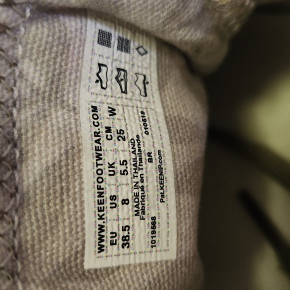Women's, Olive/Khaki Green Quilted Keen Sneakers - Picture 11 of 12